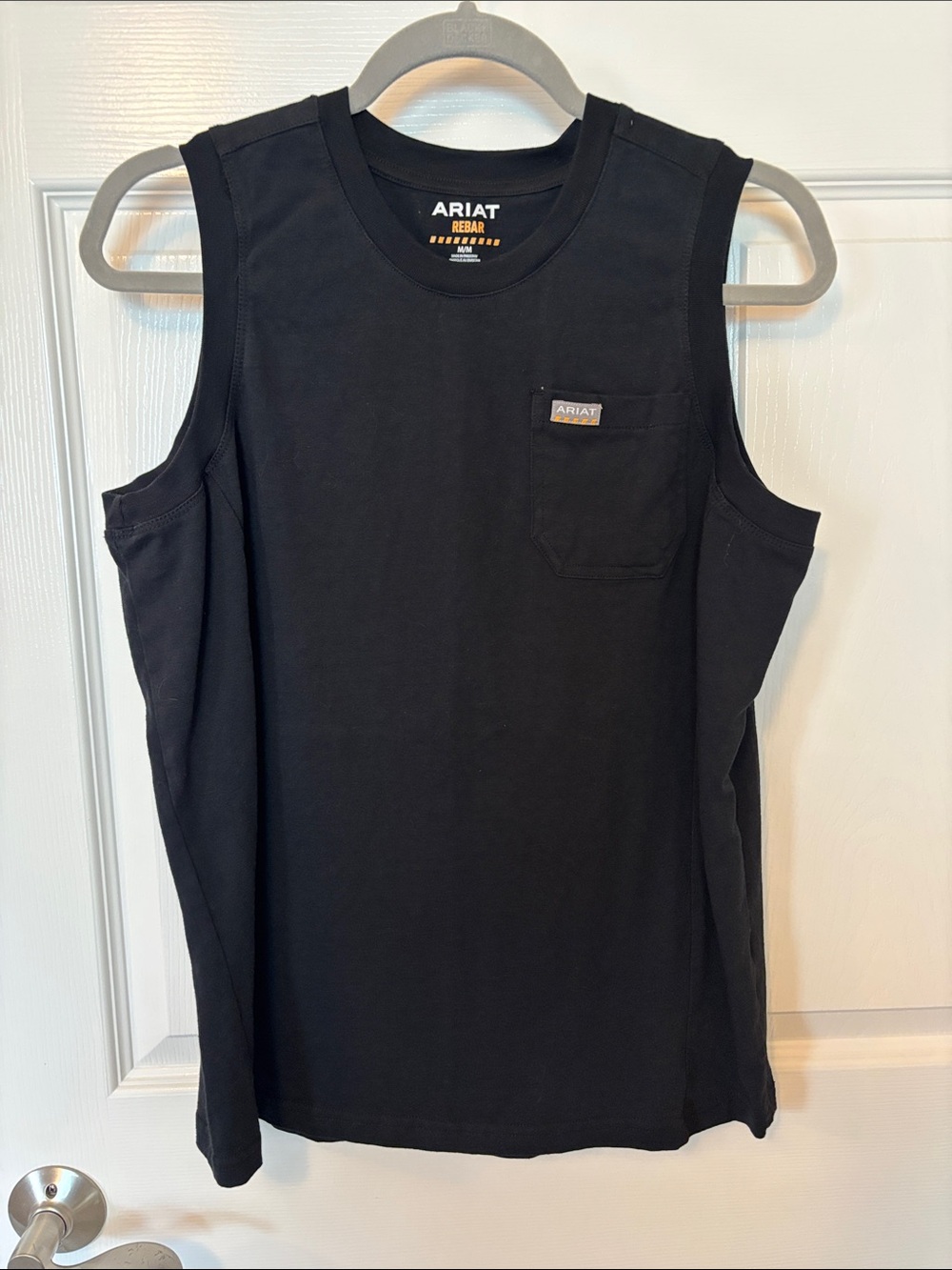 Ariat Women’s Black Sleeveless Pocket Tee Tank